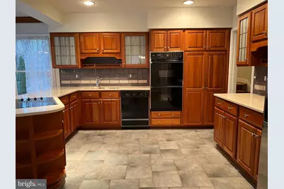 6830 Pacific Lane, Annandale, VA 22003 - Photo 16