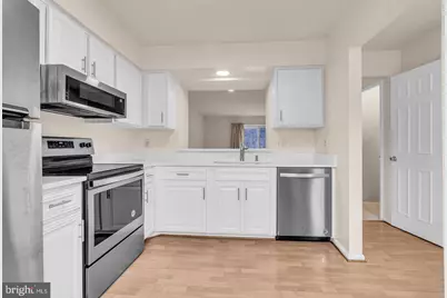 14854 Lynhodge Court, Centreville, VA 20120 - Photo 4