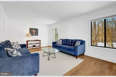 9982 Blackberry Lane, Great Falls, VA 22066 - Photo 4