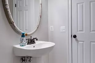 11913 Champion Lake Ct, Herndon, VA 20170 - Photo 6