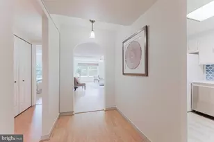 7621 Provincial Dr, McLean, VA 22102 - Photo 12