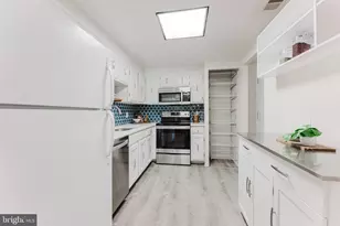 7621 Provincial Dr, McLean, VA 22102 - Photo 14