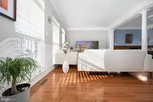 8593 Wyngate Manor Ct, Alexandria, VA 22309 - Photo 4