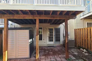 8118 Horseshoe Cottage Cir, Lorton, VA 22079 - Photo 16