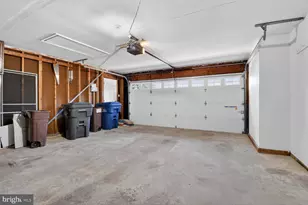 1302 Clayborne House Ct, McLean, VA 22101 - Photo 52