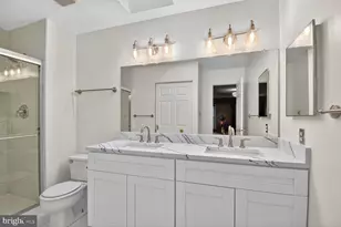 1302 Clayborne House Ct, McLean, VA 22101 - Photo 32