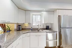 11813 Vale Rd, Oakton, VA 22124 - Photo 6