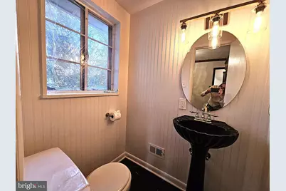 7740 Leesburg Pike, Falls Church, VA 22043 - Photo 32