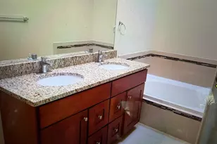 6236 Walkers Croft Way, Alexandria, VA 22315 - Photo 8