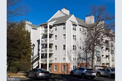 3179 Summit Square Drive #2-C4, Oakton, VA 22124 - Photo 1
