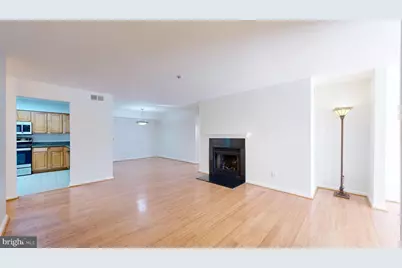 3179 Summit Square Drive #2-C4, Oakton, VA 22124 - Photo 32