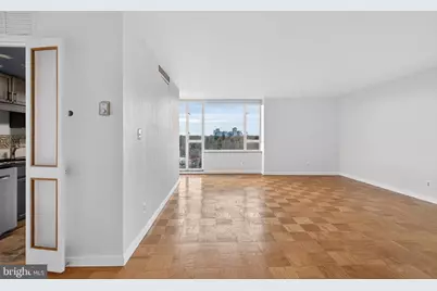 11400 Washington Plaza W #1303, Reston, VA 20190 - Photo 4