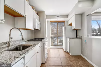 5612 Bloomfield Drive #204, Alexandria, VA 22312 - Photo 12