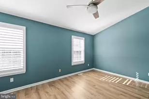 8507 Shirley Woods Ct, Lorton, VA 22079 - Photo 16