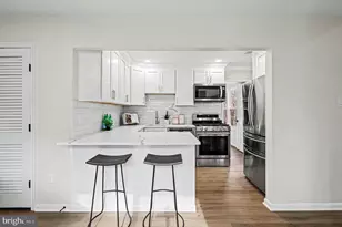 6214 Garretson St, Burke, VA 22015 - Photo 4