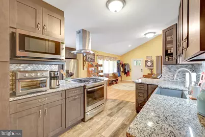 6631 Kirkley Avenue, McLean, VA 22101 - Photo 14
