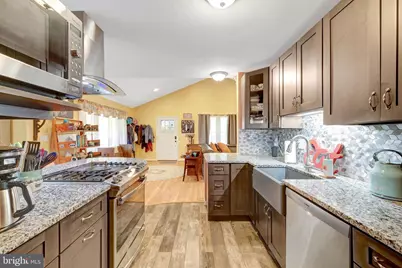6631 Kirkley Avenue, McLean, VA 22101 - Photo 12