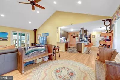 6631 Kirkley Avenue, McLean, VA 22101 - Photo 8