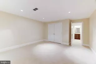 8001 Greenwich Woods Dr, McLean, VA 22102 - Photo 26