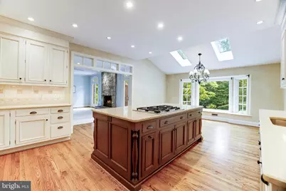 8001 Greenwich Woods Drive, McLean, VA 22102 - Photo 8