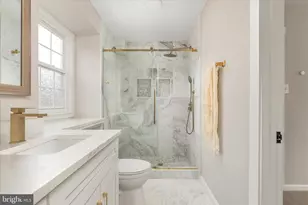 1002 Kerge Ct SE, Vienna, VA 22180 - Photo 24