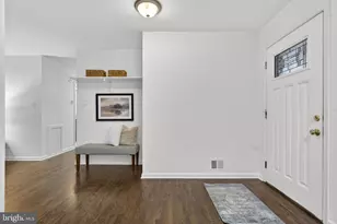 7113 Penguin Pl, Falls Church, VA 22043 - Photo 8