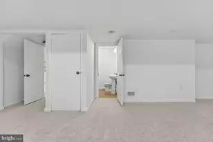 7113 Penguin Pl, Falls Church, VA 22043 - Photo 42