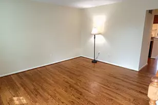 6610 Cypress Point Rd, Alexandria, VA 22312 - Photo 2