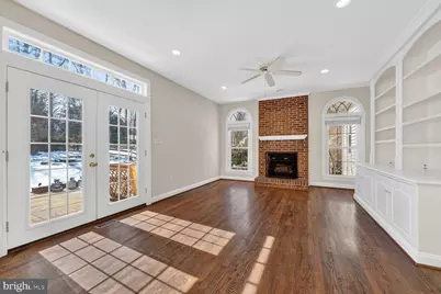 11192 Longwood Grove Drive, Reston, VA 20194 - Photo 6