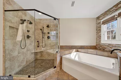 11192 Longwood Grove Drive, Reston, VA 20194 - Photo 50