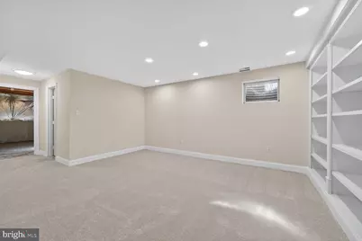 11192 Longwood Grove Drive, Reston, VA 20194 - Photo 76