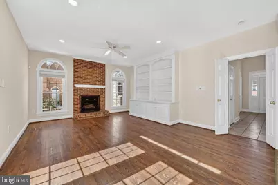 11192 Longwood Grove Drive, Reston, VA 20194 - Photo 8