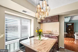 10225 Valentino Dr, Oakton, VA 22124 - Photo 18