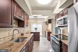 10225 Valentino Dr, Oakton, VA 22124 - Photo 14