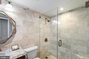 10225 Valentino Dr, Oakton, VA 22124 - Photo 20