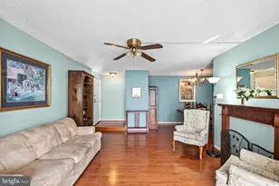 10225 Valentino Dr, Oakton, VA 22124 - Photo 8