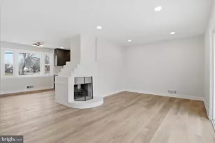 14801 Carlbern Dr, Centreville, VA 20120 - Photo 14