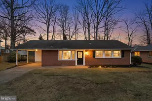 14801 Carlbern Dr, Centreville, VA 20120 - Photo 4