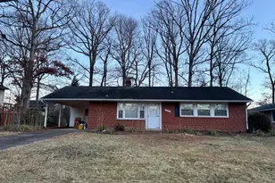 14801 Carlbern Dr, Centreville, VA 20120 - Photo 2