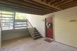 11717 Karbon Hill Ct, Reston, VA 20191 - Photo 8