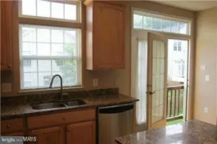 8509 Barrow Furnace Ln, Lorton, VA 22079 - Photo 8