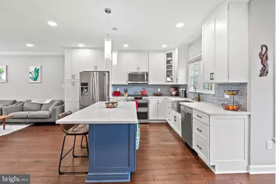 5944 Wescott Hills Way, Alexandria, VA 22315 - Photo 6