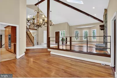 905 Falls Bridge Lane, Great Falls, VA 22066 - Photo 14