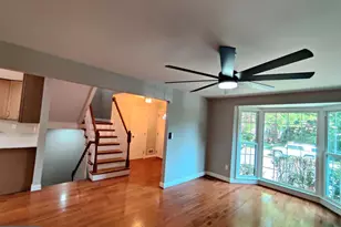 9441 Park Hunt Ct, Springfield, VA 22153 - Photo 8