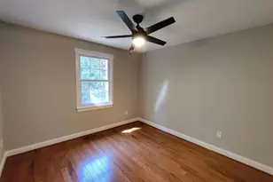 9441 Park Hunt Ct, Springfield, VA 22153 - Photo 14