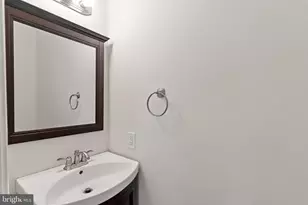 7115 Strawn Ct, Alexandria, VA 22306 - Photo 20