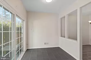 7115 Strawn Ct, Alexandria, VA 22306 - Photo 10