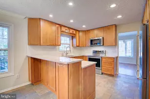 1322 Quail Ridge Dr, Reston, VA 20194 - Photo 6