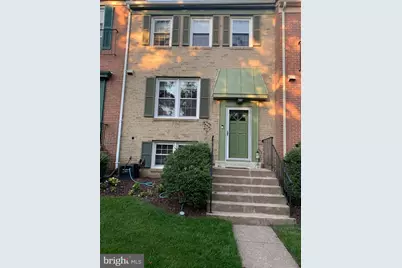 2402 Windbreak Drive, Alexandria, VA 22306 - Photo 2