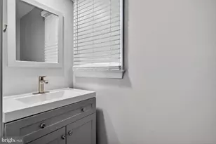 5812 Stone Creek Dr, Centreville, VA 20120 - Photo 16